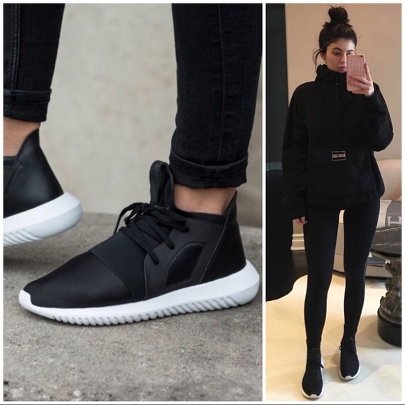 adidas tubular rita ora